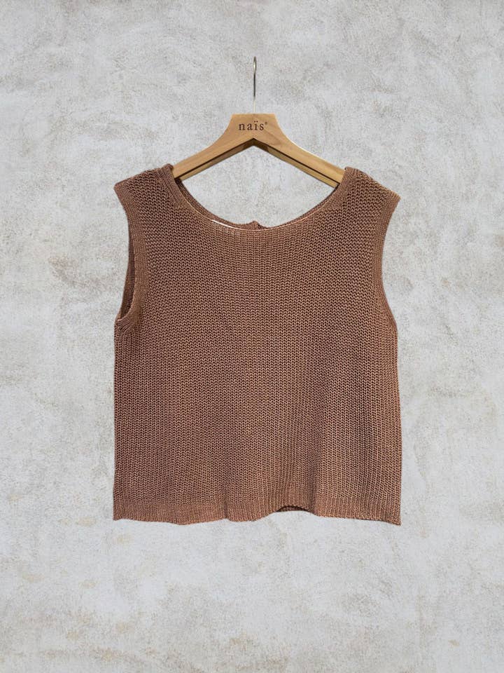 NAÏS PARIS - Vente Pull en maille – femme - PULL COL ROND SANS MANCHES, DOS BOUTONNE OUVERT EN COTON10