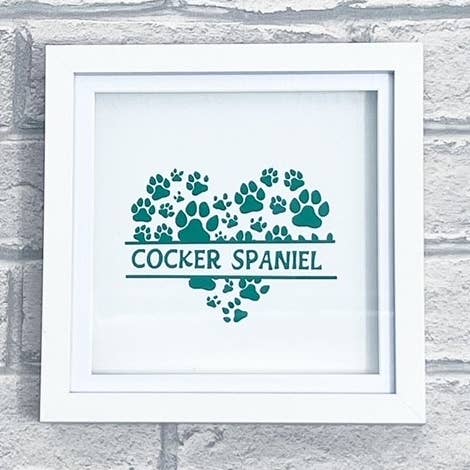 COCKER SPANIEL Shadow Box Paws & Heart - Cornice per cani per la vendita all'ingrosso da parte di Herts Flowers
