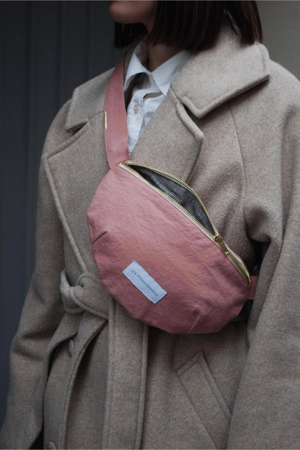 Les Pensionnaires – wholesale Belt bag – Women’s – Rosewood organic cotton canvas fanny pack1