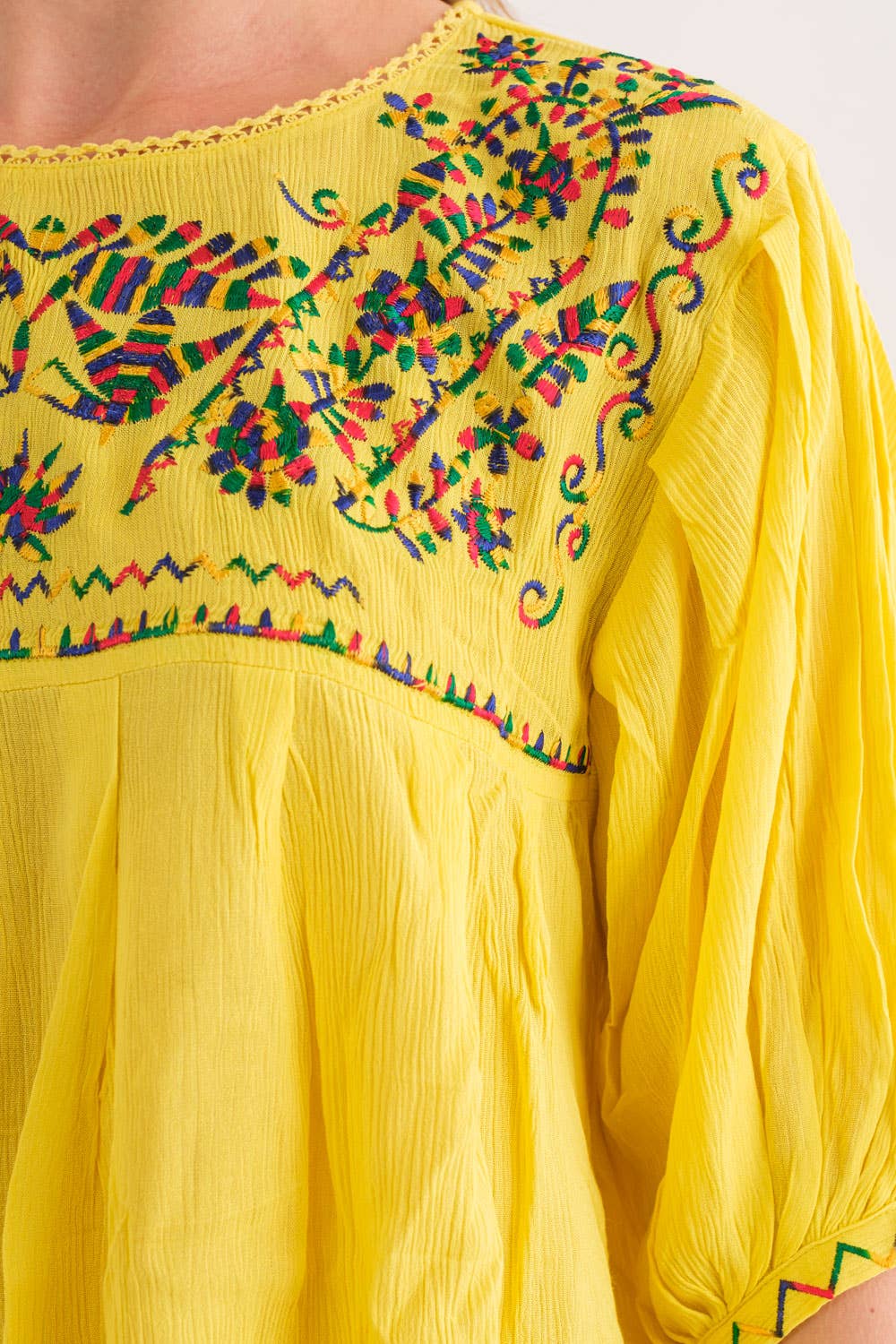 Raj Trading & Imports (USA) Inc. - Vendita all'ingrosso Camicetta - Donna - Top Ricamato Miley9