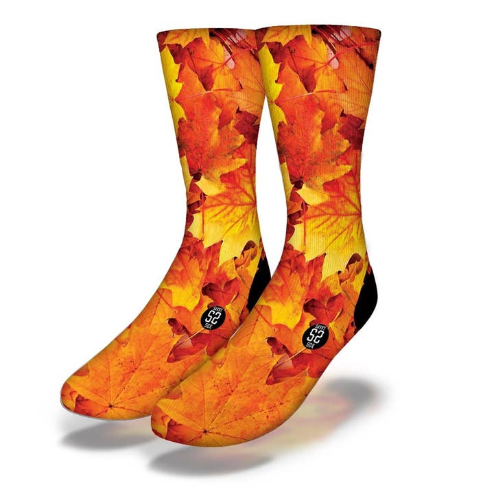 Chaussettes à thème automne Pumpkin Spice pour la vente par Savvy Sox