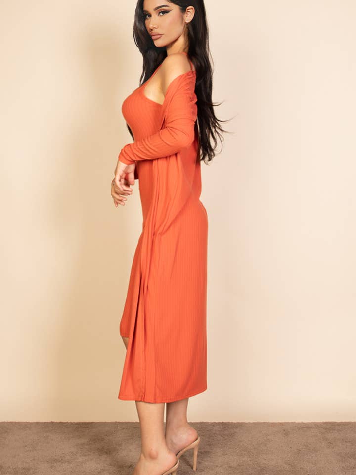 CAPELLA APPAREL – Vestido - Mulher por atacado – Conjunto CAPELLA APPAREL: Cardigan canelado e vestido midi justo com alças finas14