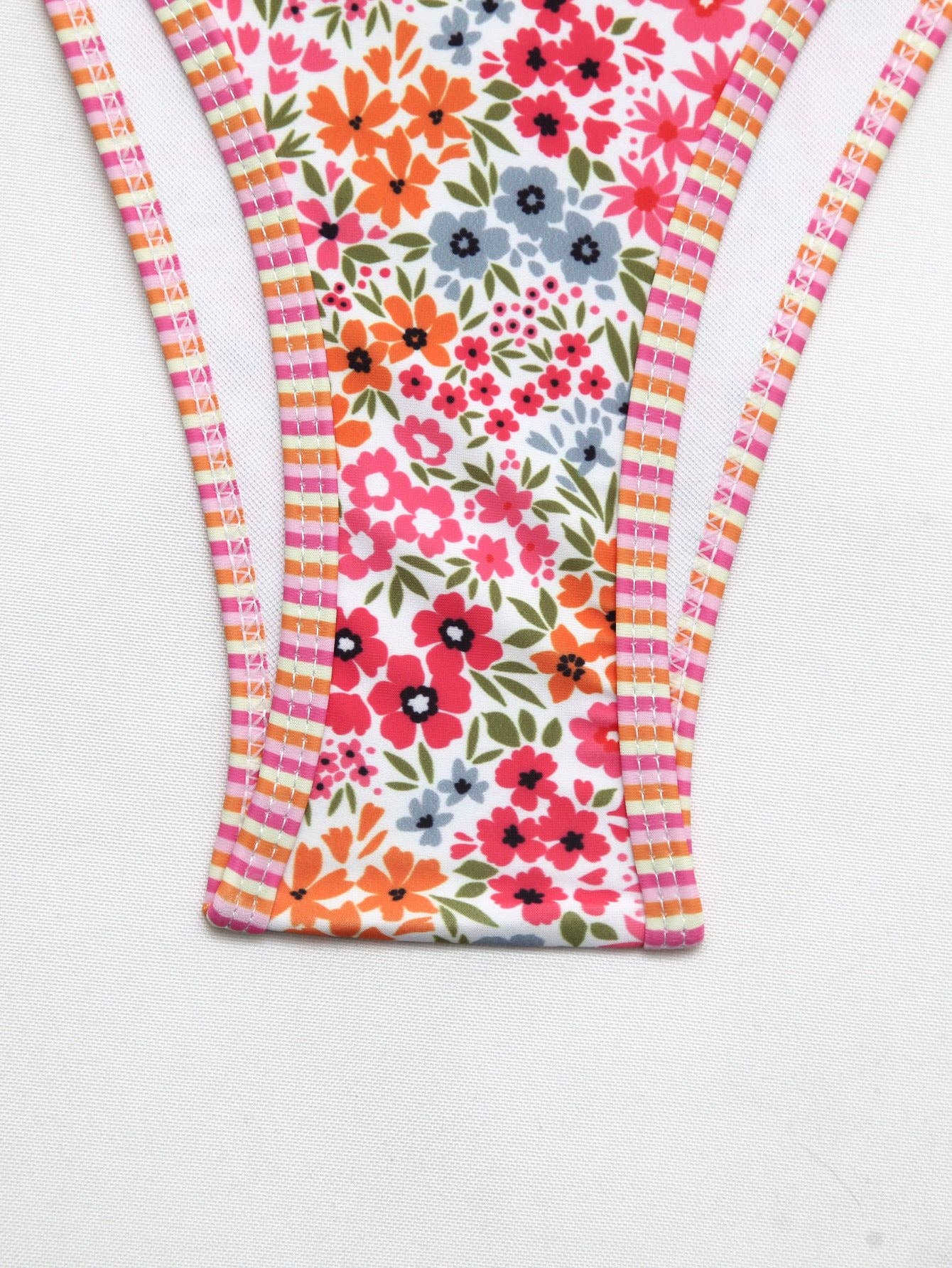 Dipped Shop - Wholesale Two Piece Swimsuit - Women's - Trendy Floral Printed Bikini Swimwear DP25C54917