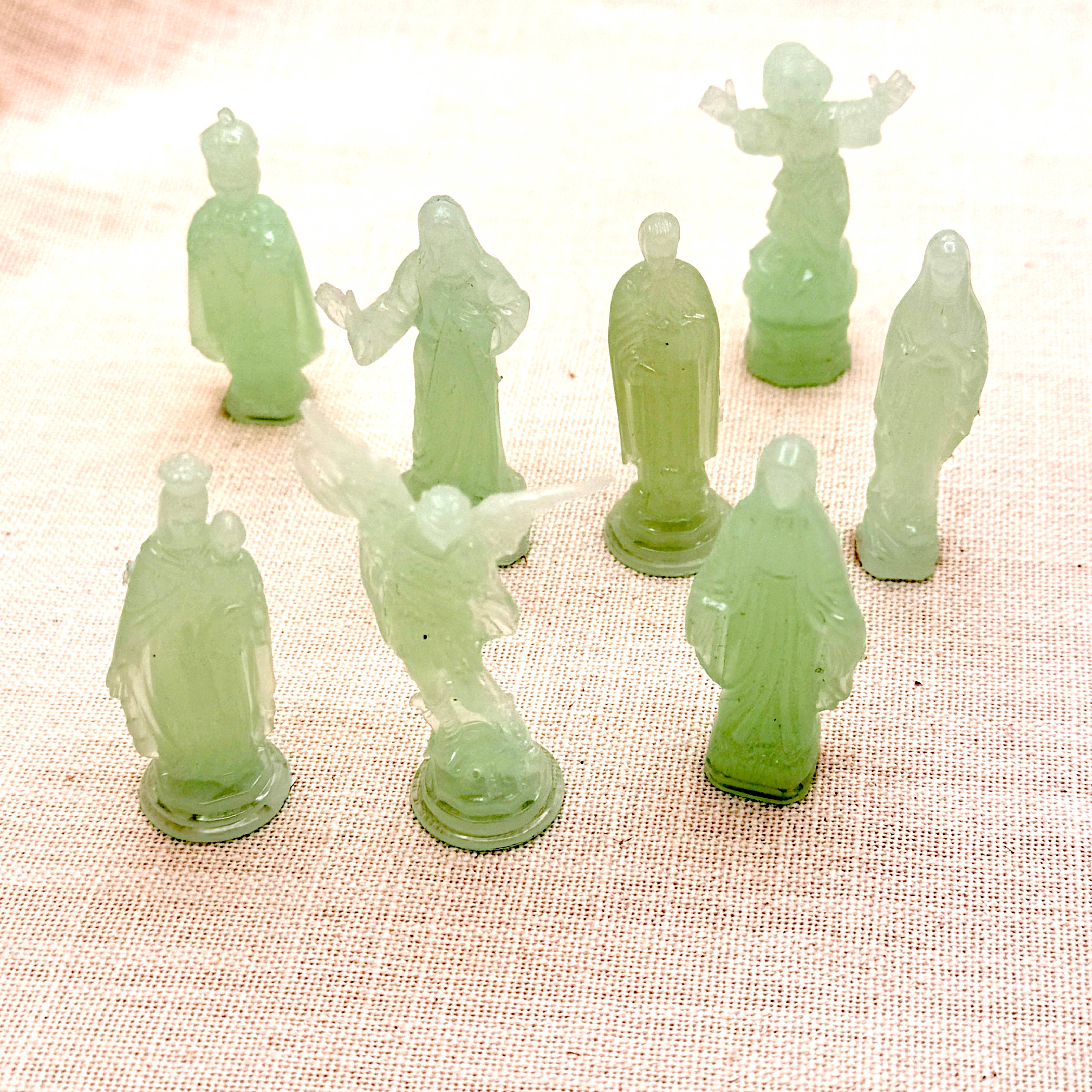 Tesoros Trading Company - Vente Figurine décorative - Mini saints en plastique lumineux, Pérou2