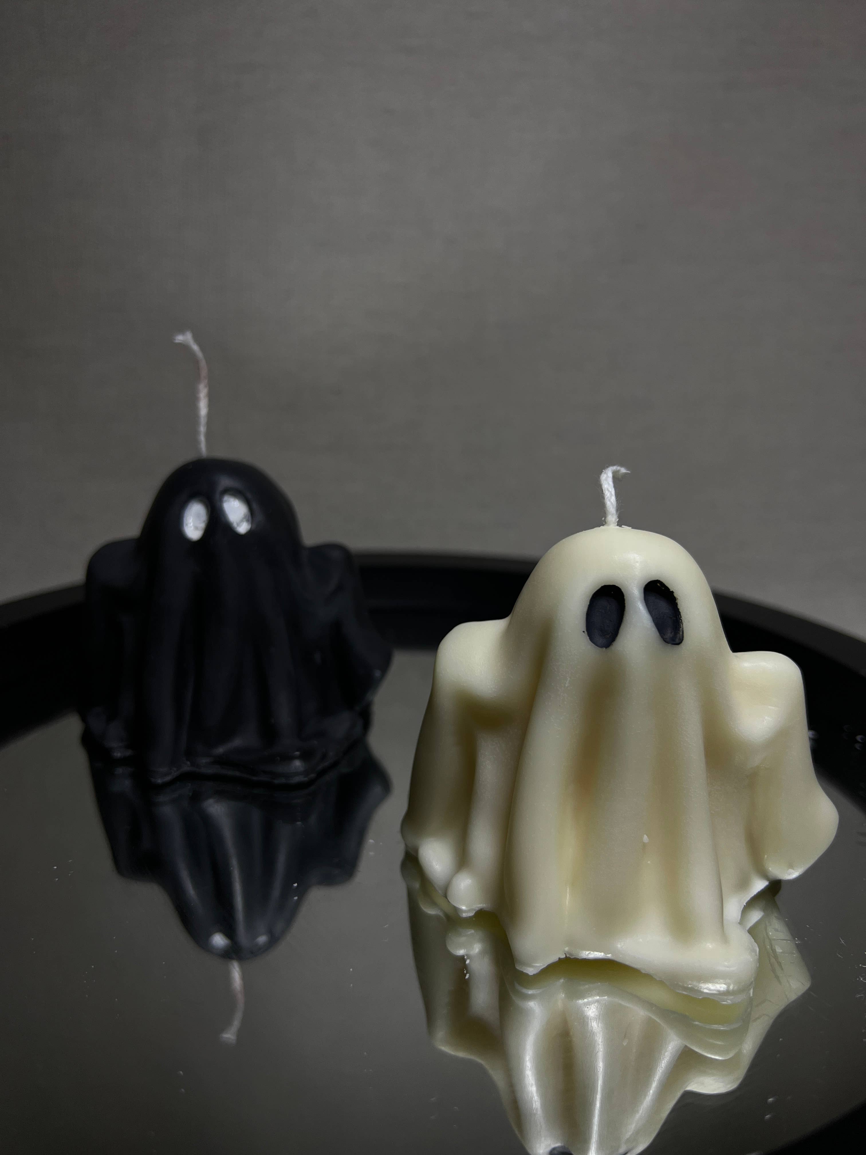 Allure CA - Wholesale Novelty Candle - Spooky Spectral Charm: Cutie Ghost Soy Wax Candle3