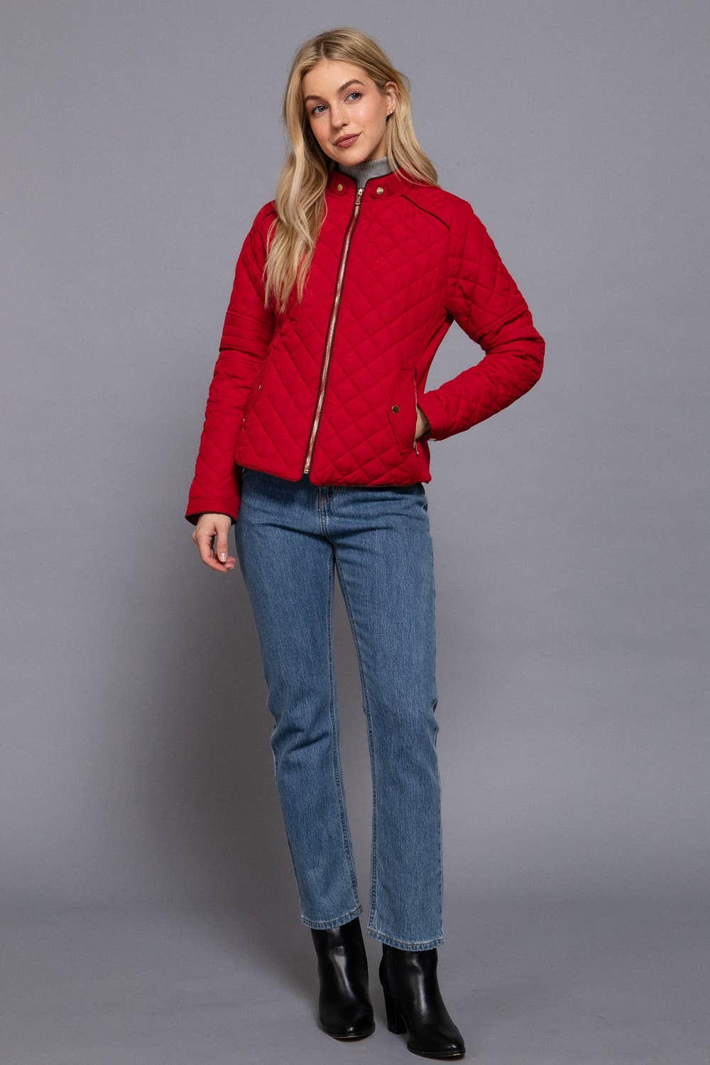 Active Basic | Active USA - Wholesale Pufferjack - Dames - Ribgewatteerde gewatteerde jas van suède met paspeldetails 3