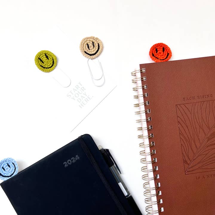Impactful Market - Wholesale Bookmark - Happy Face Paperclip Bookmark7