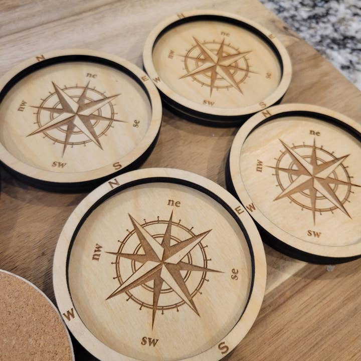 Sous-verres Nautical Compass - Sous-verres en bois imperméables pour la vente par Wood Unlimited