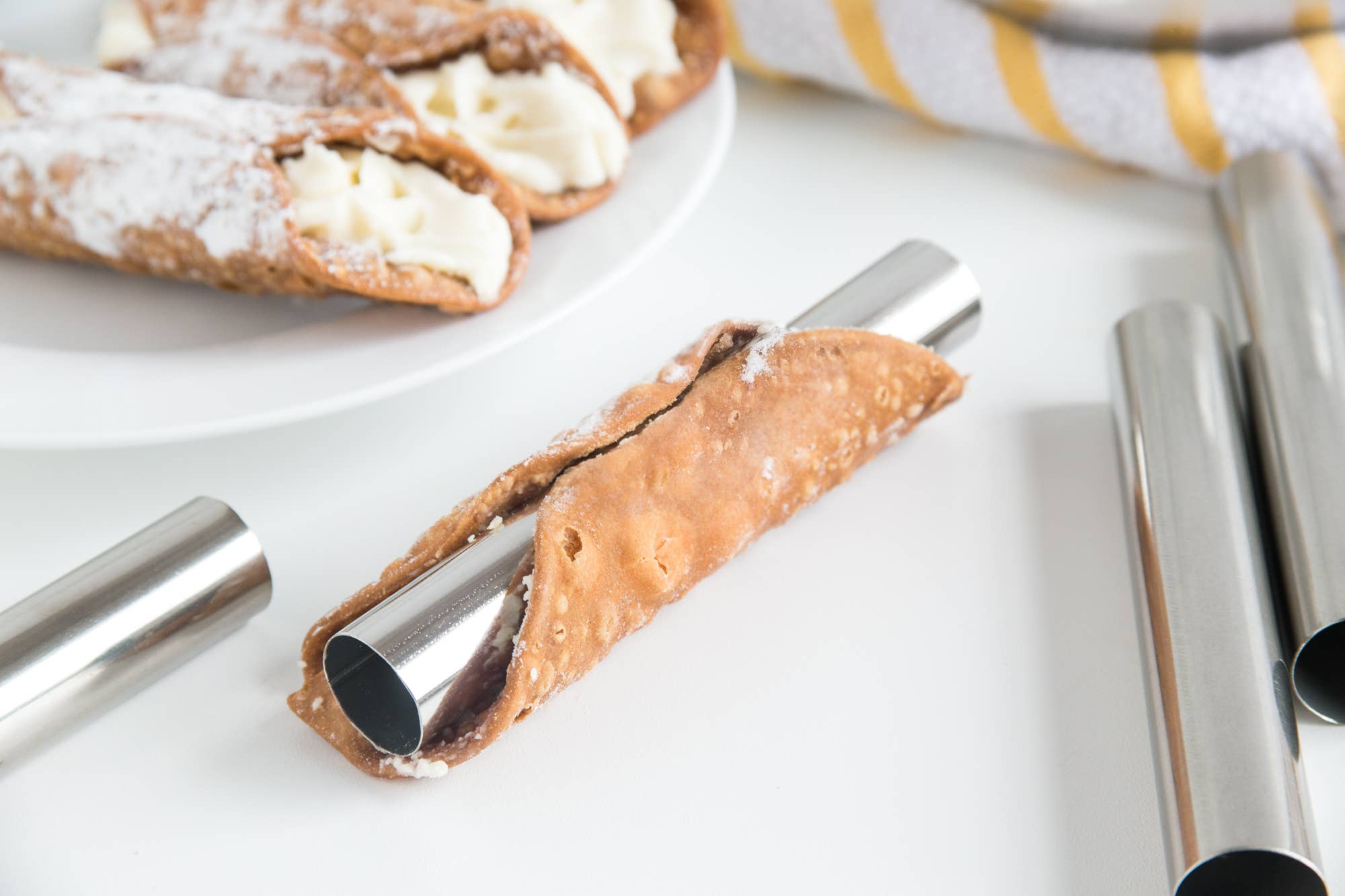 Fox Run Brands – Großhandel Küchengerät – Fox Run Cannoli Forms, 4er-Set, 0,75 Zoll x 0,75 Zoll x 5,5 Zoll3