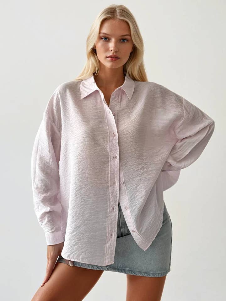 Chemises froissées surdimensionnées pour la vente par Anaz