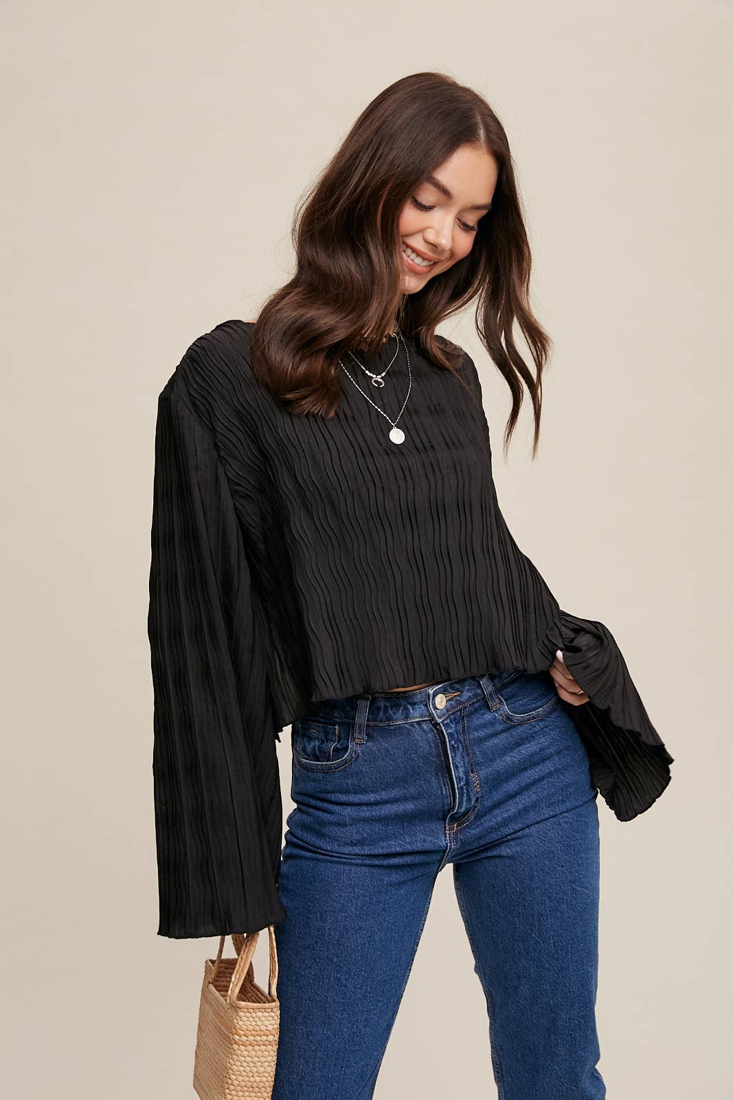 Listicle - Venta al por mayor Blusa - Mujer - Blusa plisada con espalda abierta y lazo.12