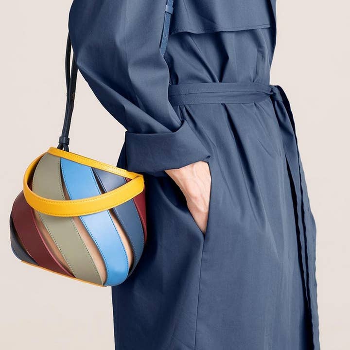 ACCITY - Wholesale Shoulder Bag - Women's - CYLINDRICAL CONTRASTING COLOR PATCHWORK BUCKET BAG_CWAB19292