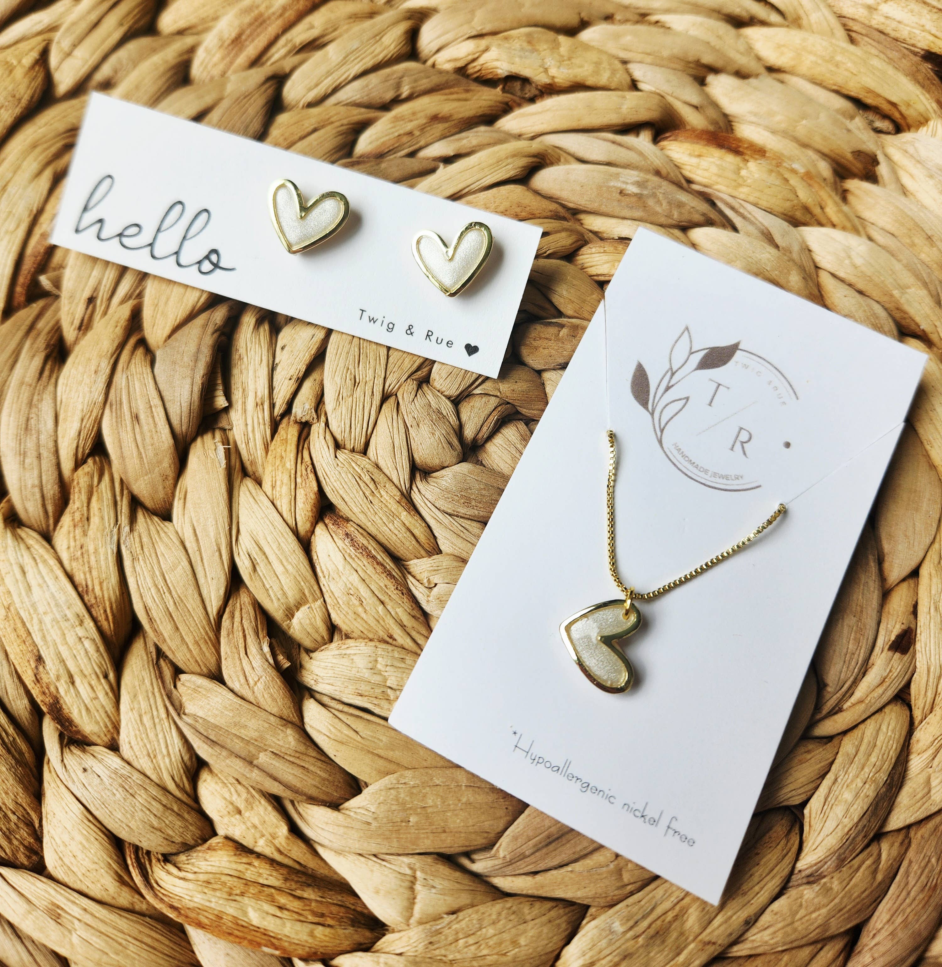 Twig & Rue boutique – Brincos de pino por atacado – Brincos de coração em argila7