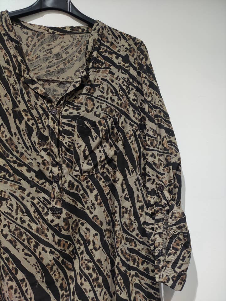 beige blue jean red dark white taupe khaki camel LISA tiger blouse - AH26 pack for wholesale on Faire4