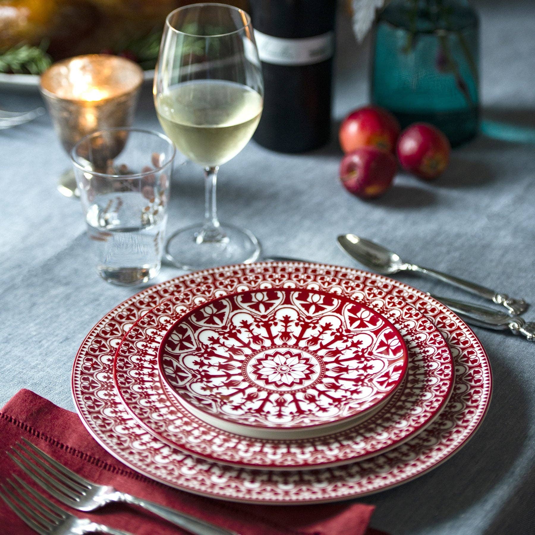 Caskata - Wholesale Appetizer Serveware - Casablanca Crimson Small Plates, Set of 44