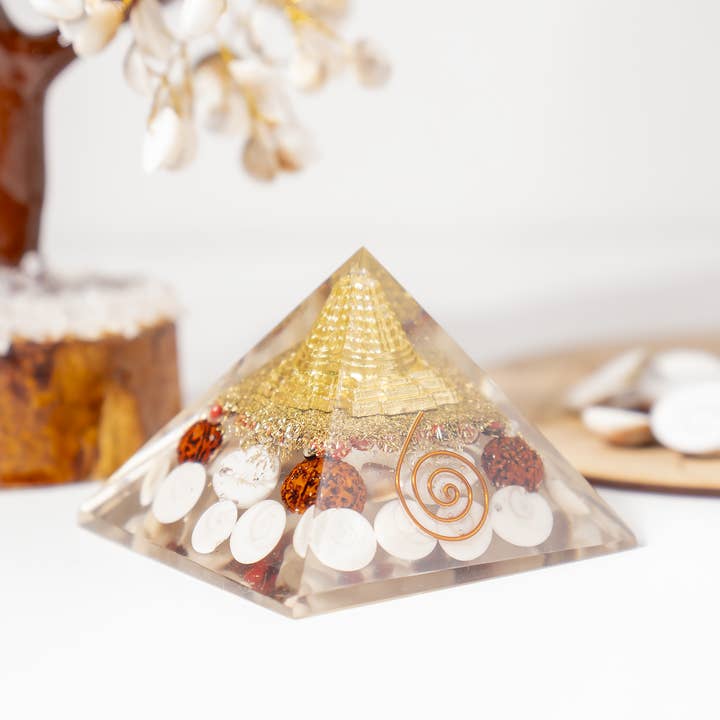 Soothing Crystals - Wholesale Spiritual Stone/Crystal - Orgone Pyramid | Gomti Chakra Pyramid | Healing Crystal2