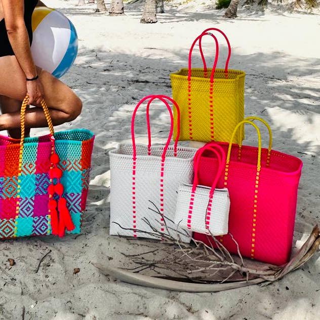 The Faria - Wholesale Beach Bag - Fuchsia & Turq. Handwoven recycled plastic beach Bags