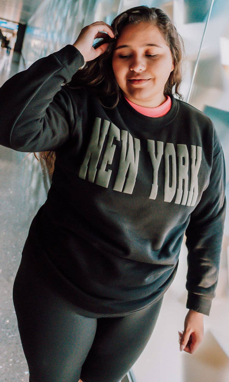 Sugar Stitch - Wholesale Graphic Sweatshirt - Women's - Custom Magic Puff Big Letter Sweatshirt1