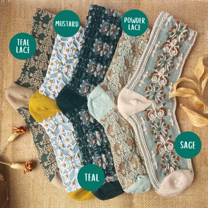 Daisy Dunes - Wholesale Socks - Women's - Haden Floral Socks