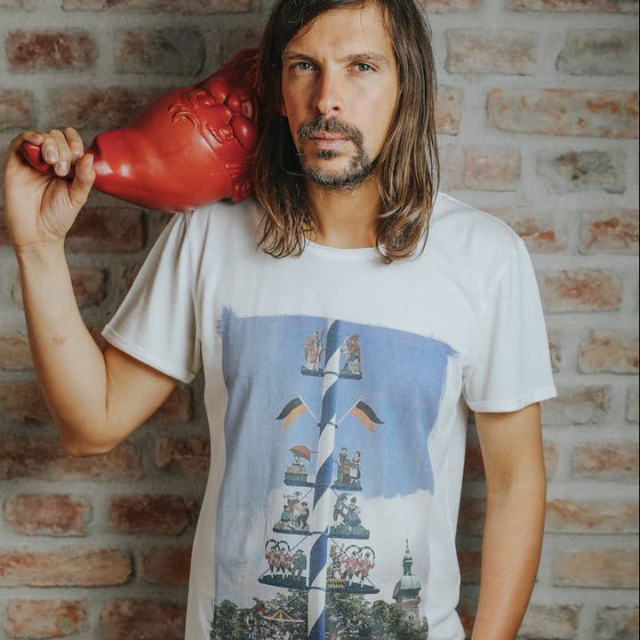 SHIRT MOTIV „MAIBAUM“ HERREN für den Großhandel von VRONIKAA