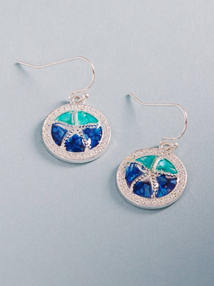 Sommer Søstjerne Flækket Skal Messing Krog Øreringe for engroshandel hos Designature New York