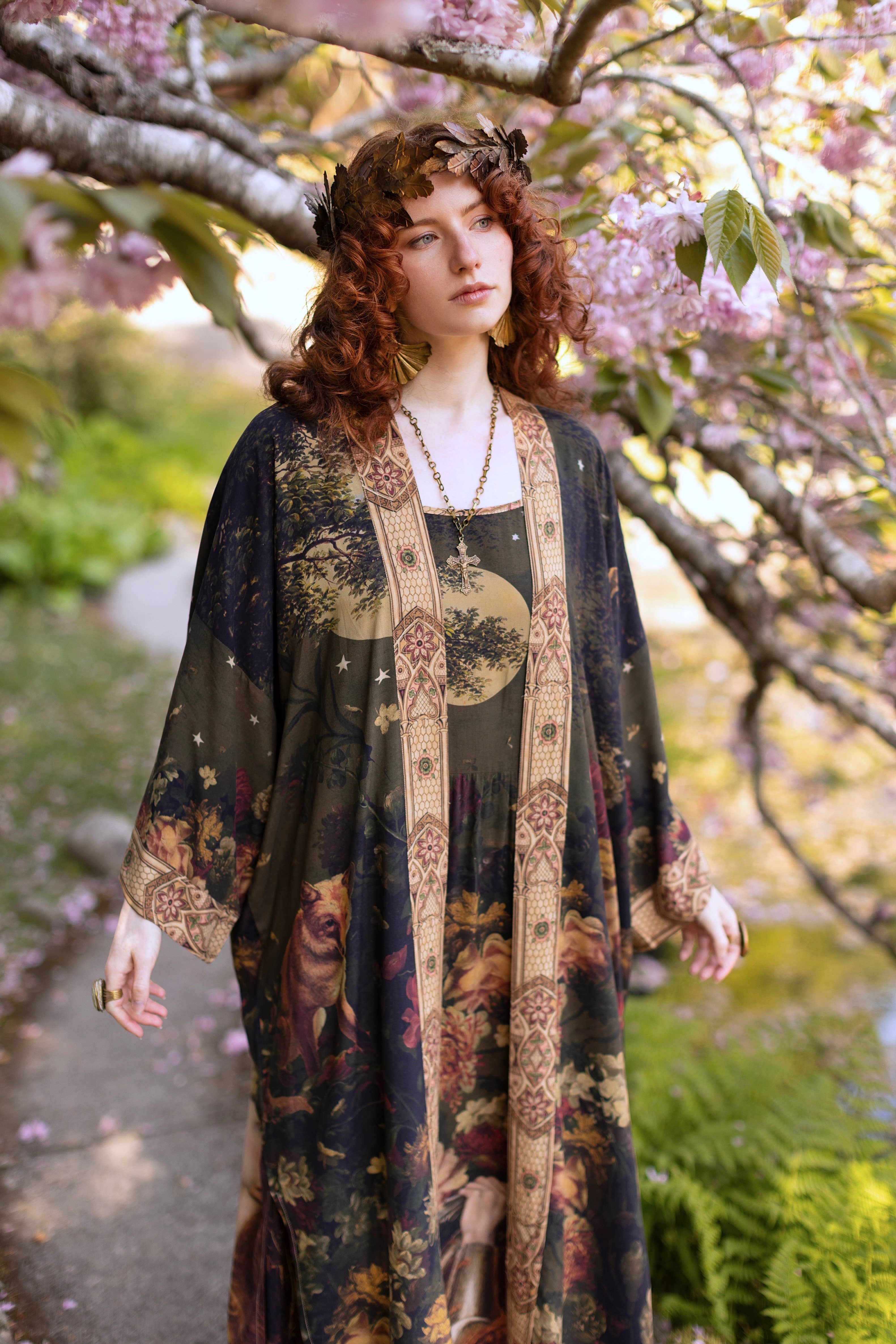 Market of Stars (Worldwide) - Vendita all'ingrosso Kimono - Donna - Il Messenger Opera Duster Robe con Giovanna d'Arco e Fiori3