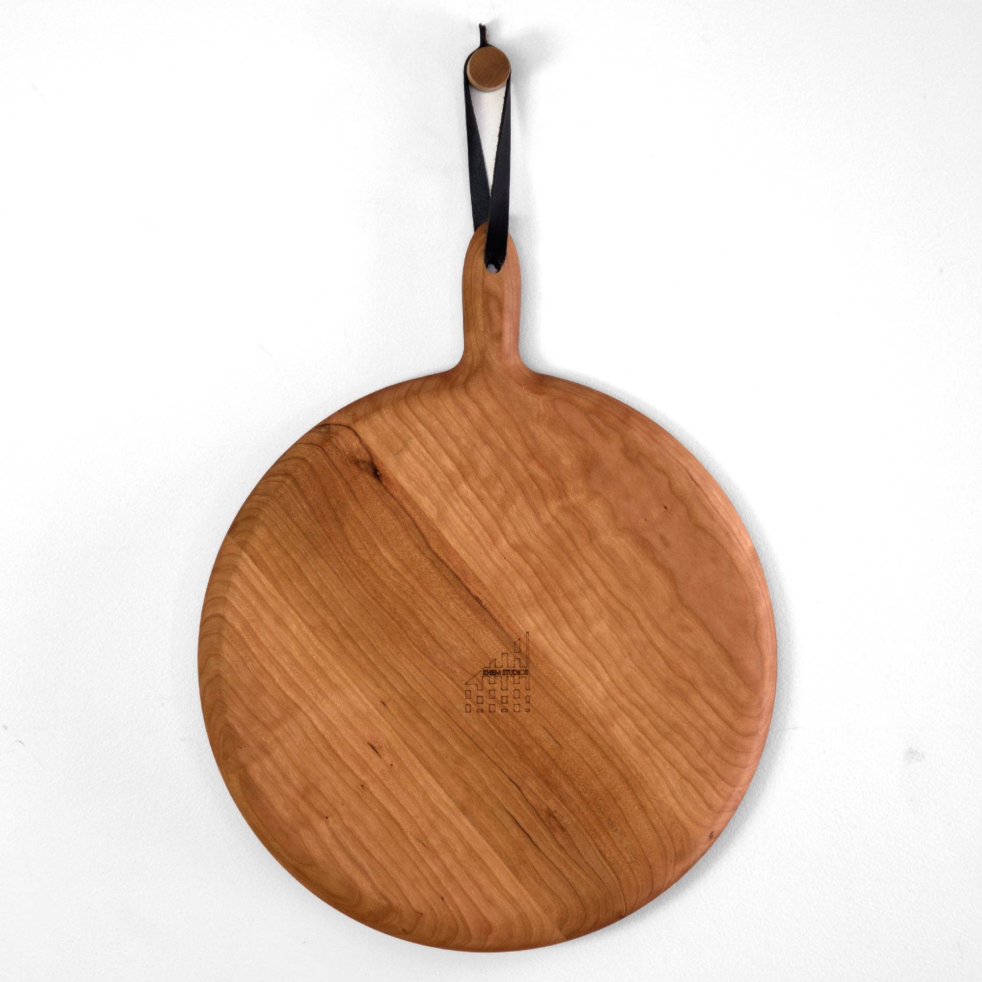 KHEM Studios - Wholesale Cutting Board - Cutting Board Circle Board Handcrafted Hardwood1