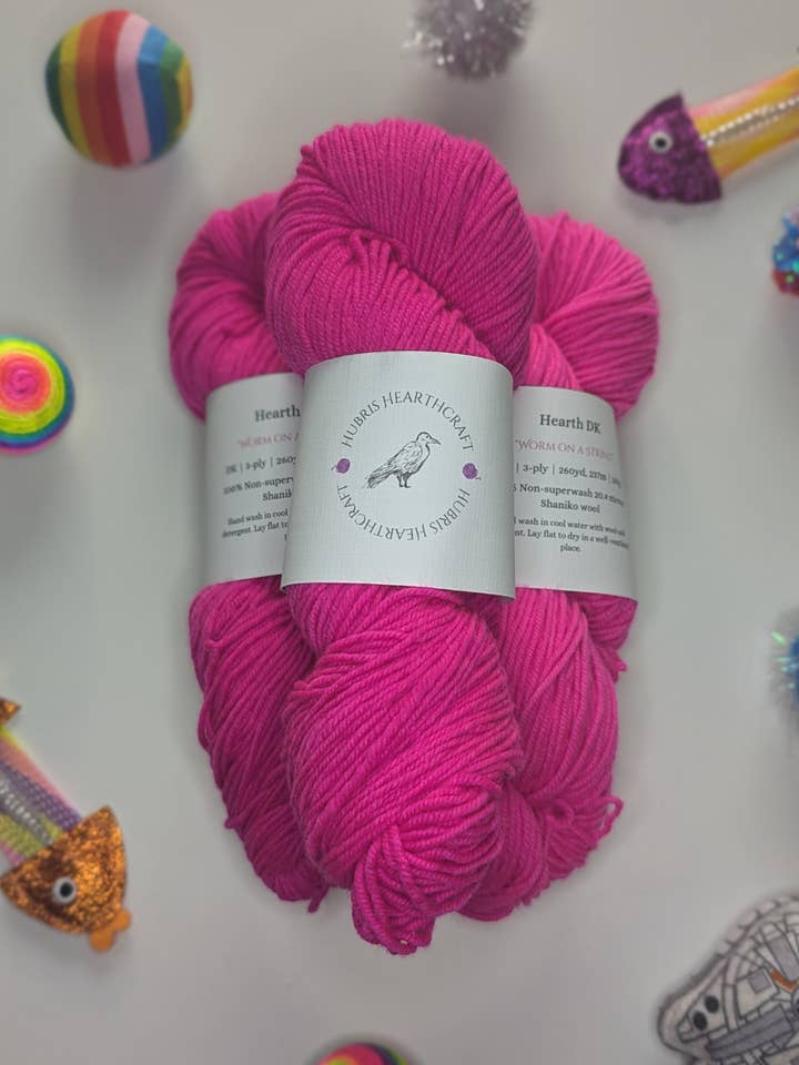 Worm On A String - Choice of Base for wholesale by Hubris Hearthcraft