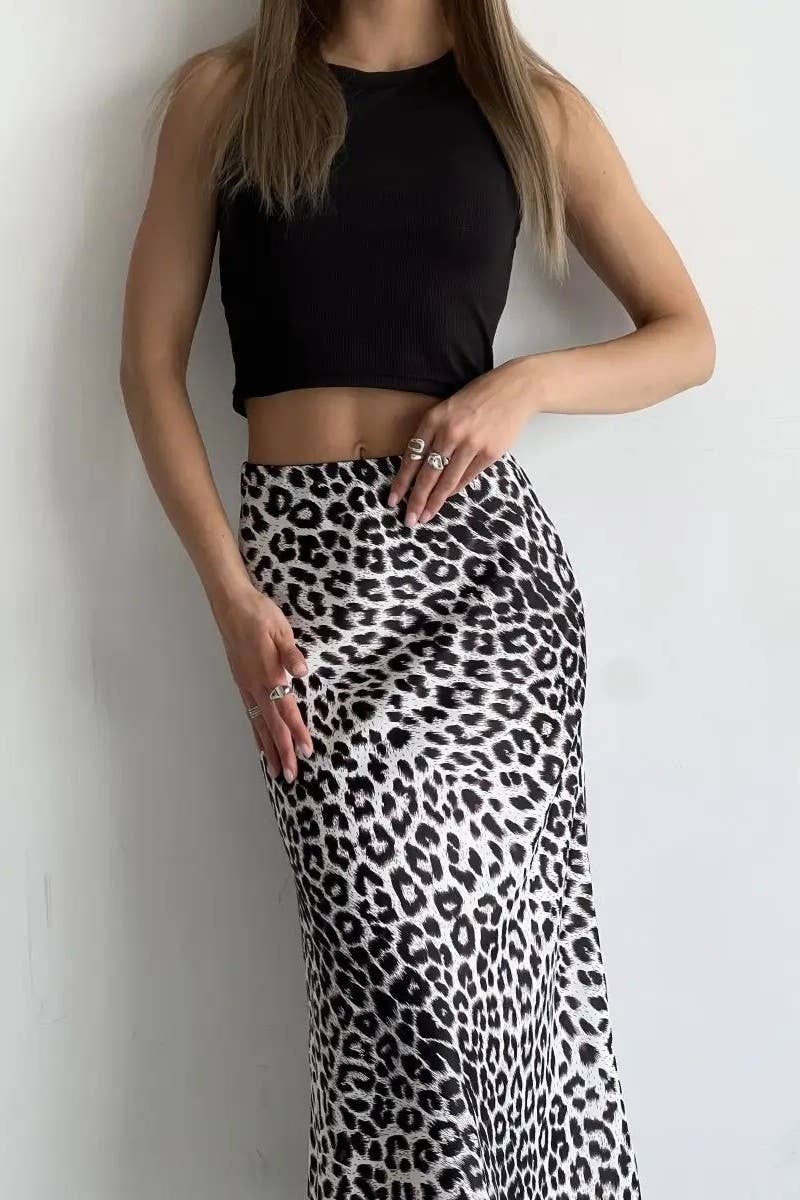 NINEXIS - Wholesale Skirt - Women's - CWBLS00717_LEOPARD PRINT SATIN HIGH WAIST MAXI SKIRT0