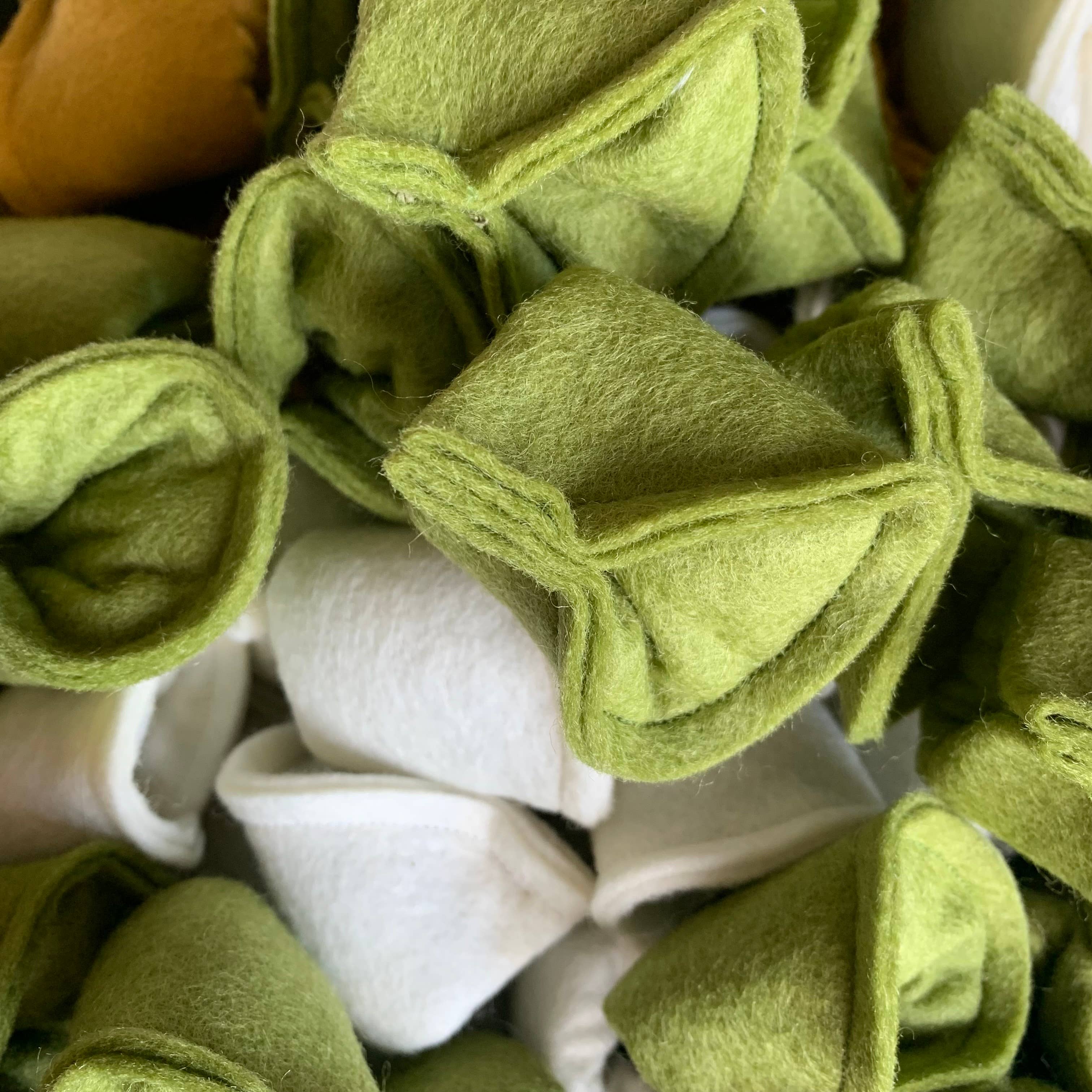 Ciao Gatto Cat Market - Wholesale Pet Toy - Cat - La Pasta Di Gatto Organic Catnip Wool Tortellini ~ BULK1