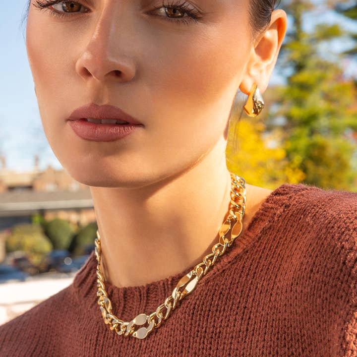 Marlyn Schiff - Wholesale Hoop Earrings - elongated dome hoop3