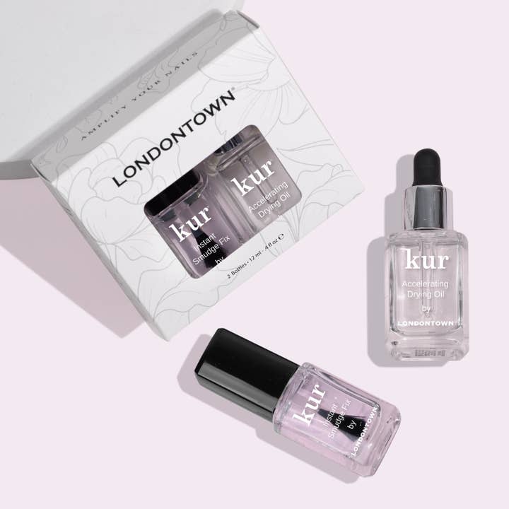 SOS Salon Staples pour la vente par Londontown