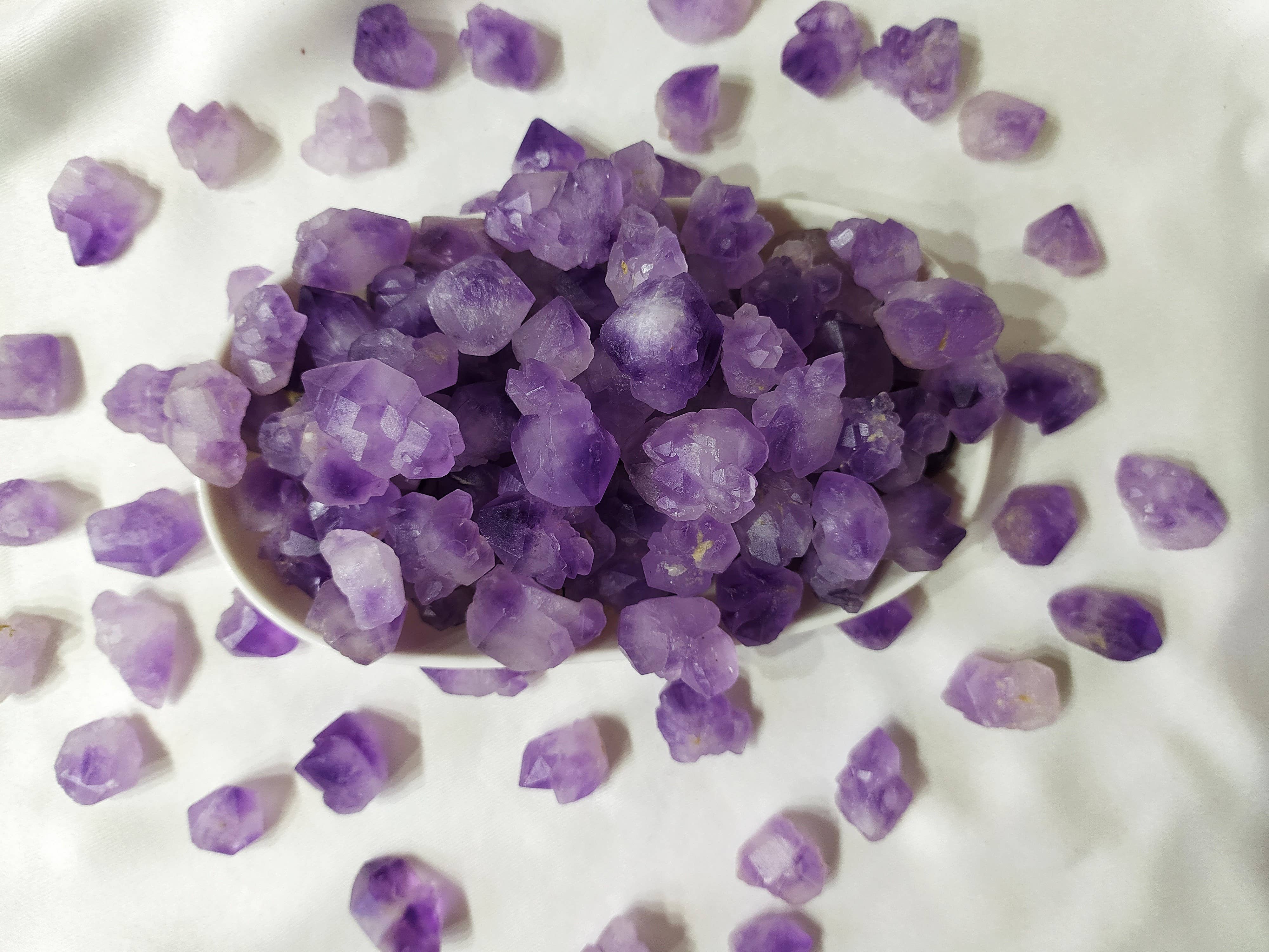 Soothing Crystals - Vente Pierre et cristal de spiritualité - 100g Points Naturels | Améthyste | Points de Cristal de Guérison