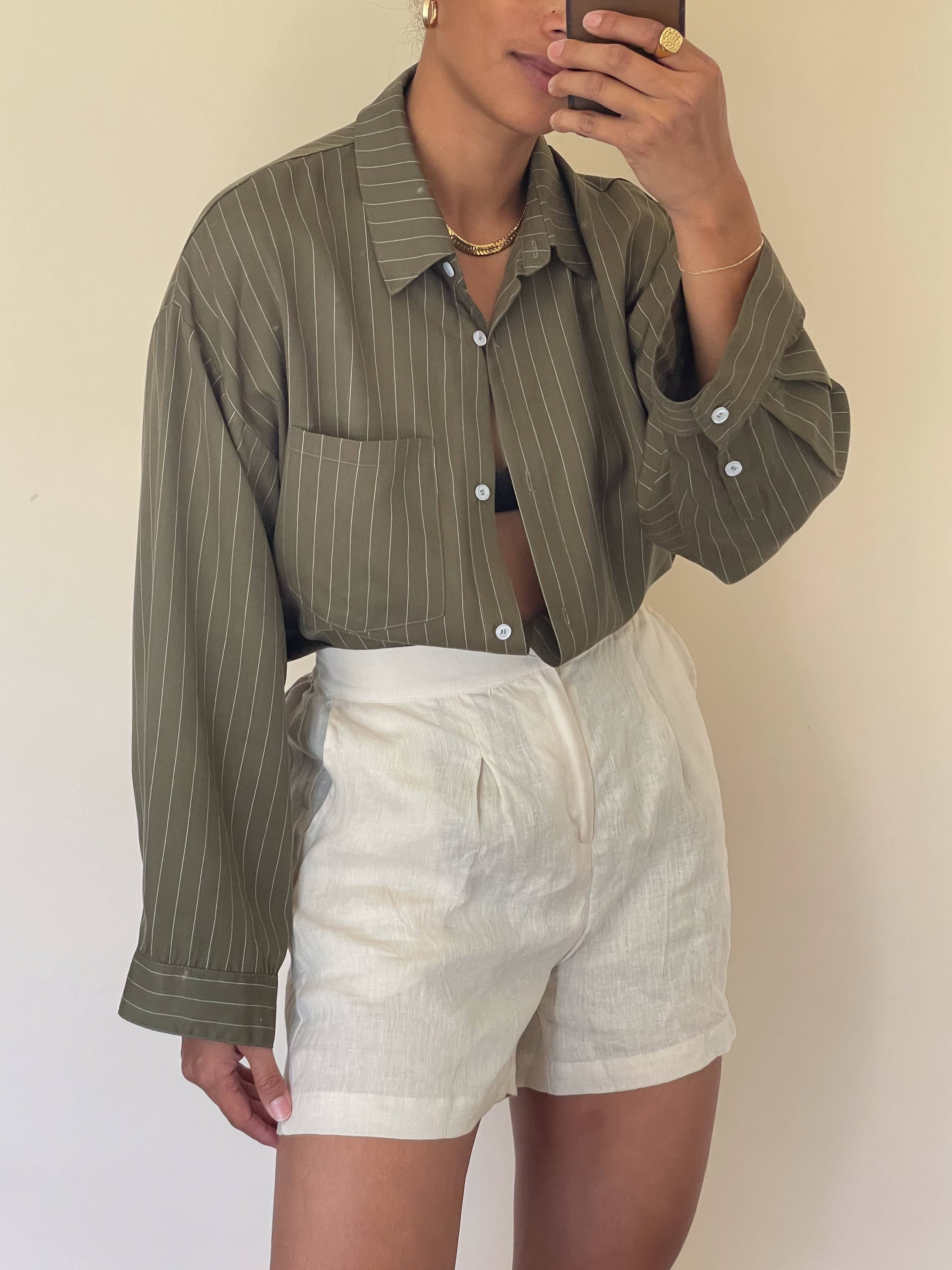 Capable Ry – wholesale Buttoned-down shirt – Women's – Maile Top (Olive)5