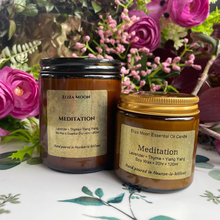 Vela de Aceite Esencial para Meditación en Tarros de Ámbar para venta al por mayor de Eliza Moon