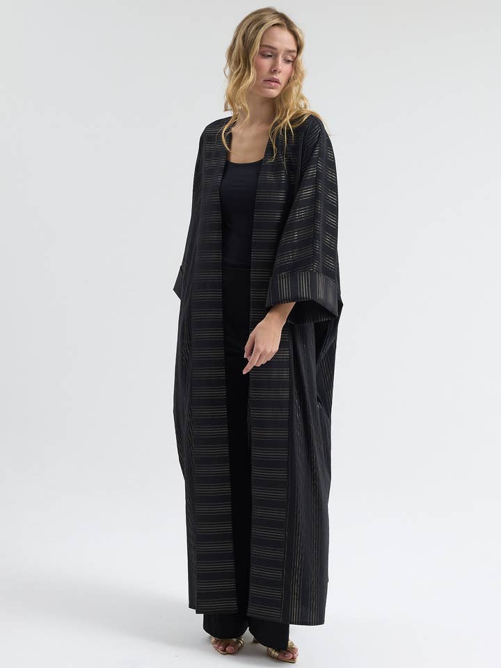 Abaya noire à rayures dorées pour la vente par Store WF