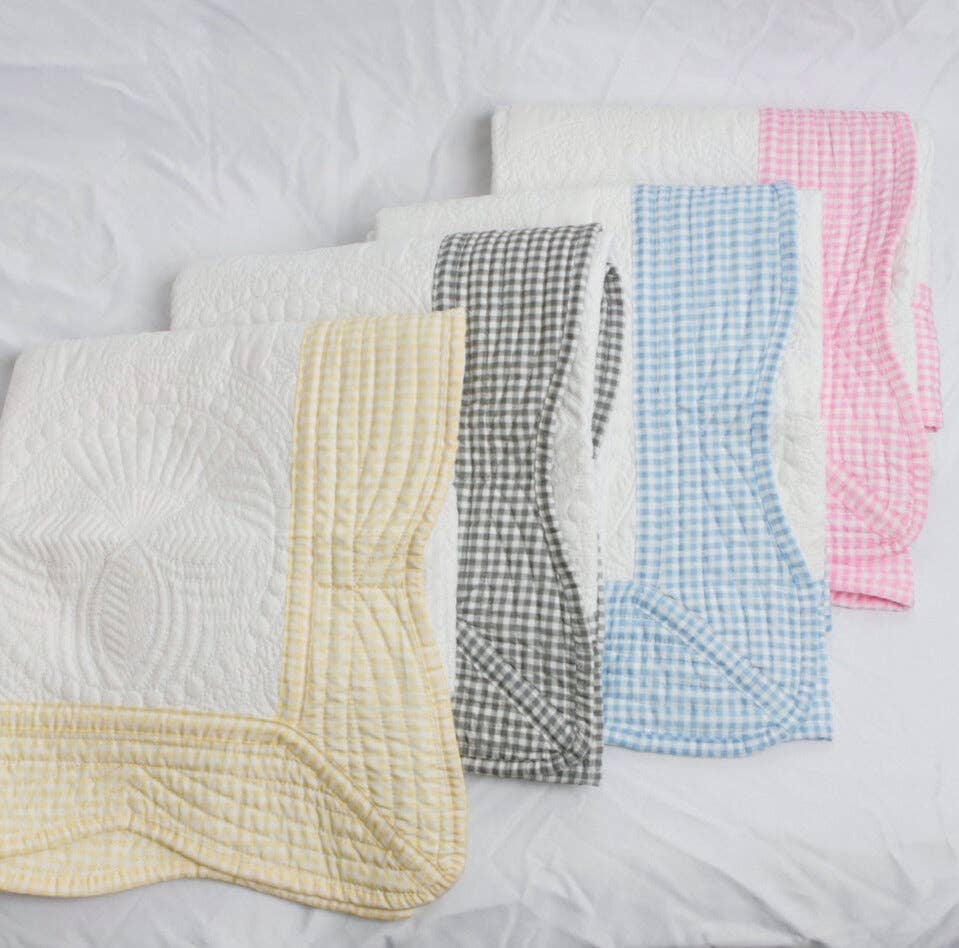 Prairie Impressions – wholesale Quilt – Blue Gingham Quilt1