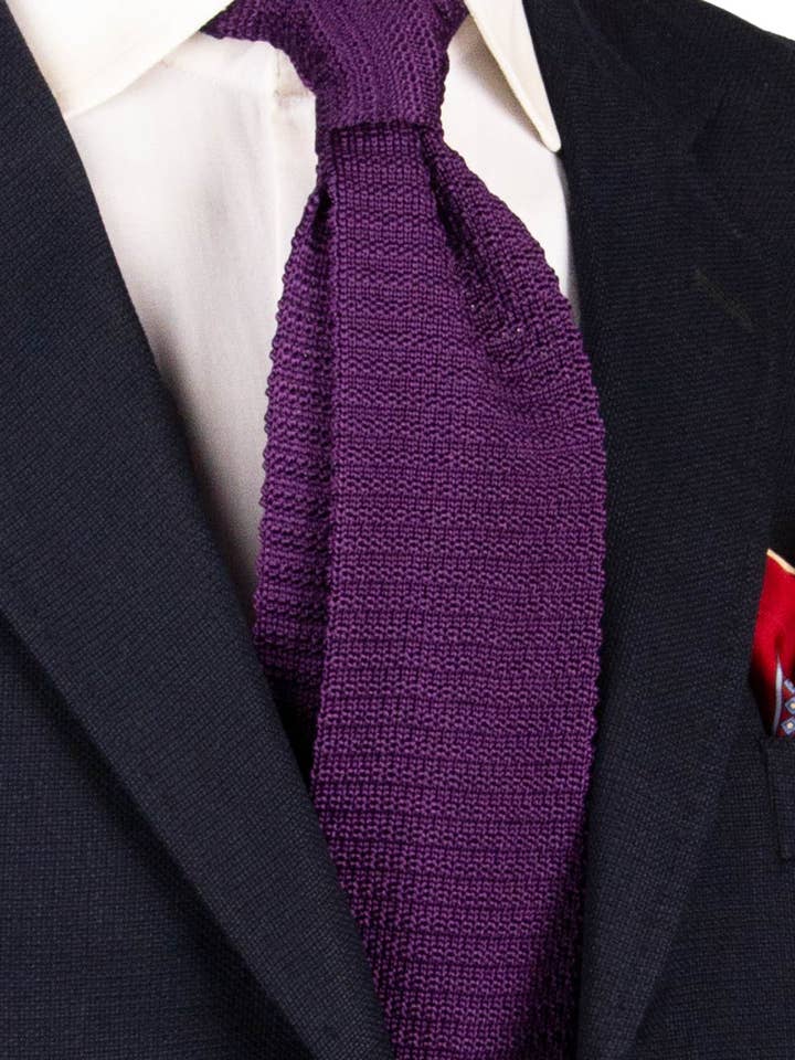 Krawatte aus violettem Strickseidengewebe UNI TRI846 für den Großhandel von Graffeo Cravatte