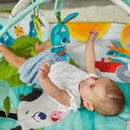 Kidiyami - Venta al por mayor Alfombrilla para jugar - Niños y bebés - Kick & Play Gymini22