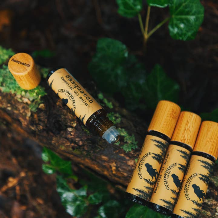 Olio Essenziale Roll-On - Sasquatch per la vendita all'ingrosso da parte di Cullowheegee Farms