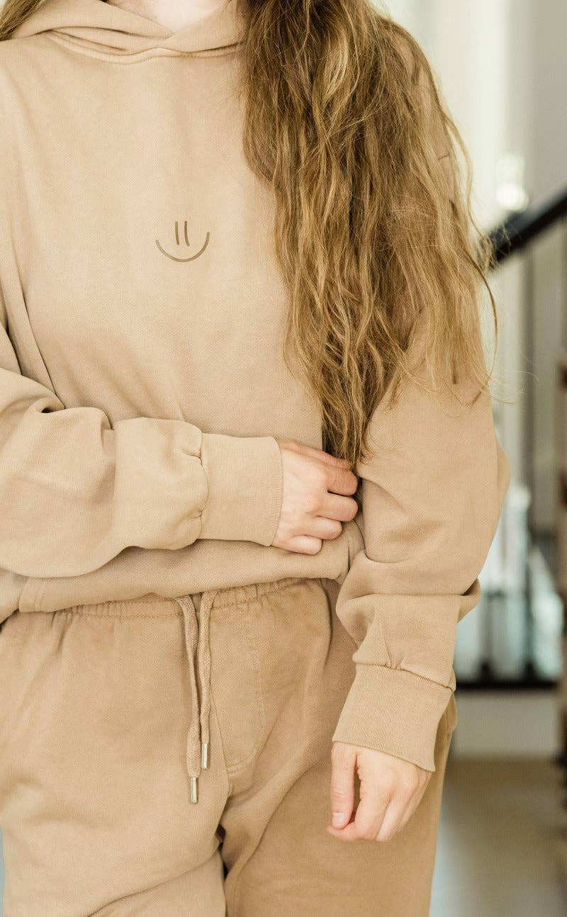 Rad Vibes Only - Vendita all'ingrosso Completo loungewear - Donna - Concentrati sul buon set abbinato: felpa con cappuccio e pantaloni sportivi Smiley1