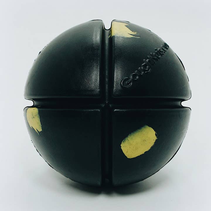 Goughnuts Inc. - Vendita all'ingrosso Giocattolo da masticare - Cani - Interactive Black 50 - La palla più dura0