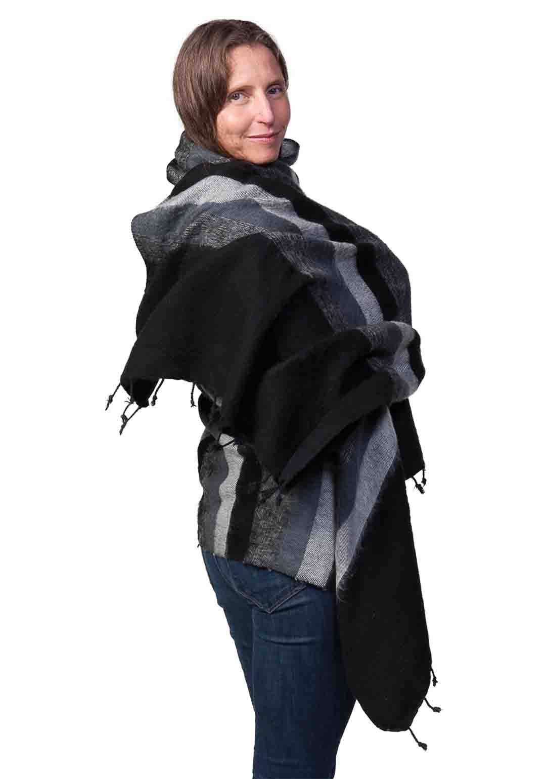 Ark Imports – wholesale Wrap – Women's – Shanti Stripe Shawl1