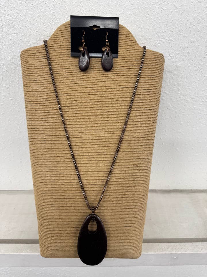 KOBBERLYNLÅS KÆDE MED TRÆDRÅBEVEDHÆNG HALSKÆDE for engroshandel hos International Duru's