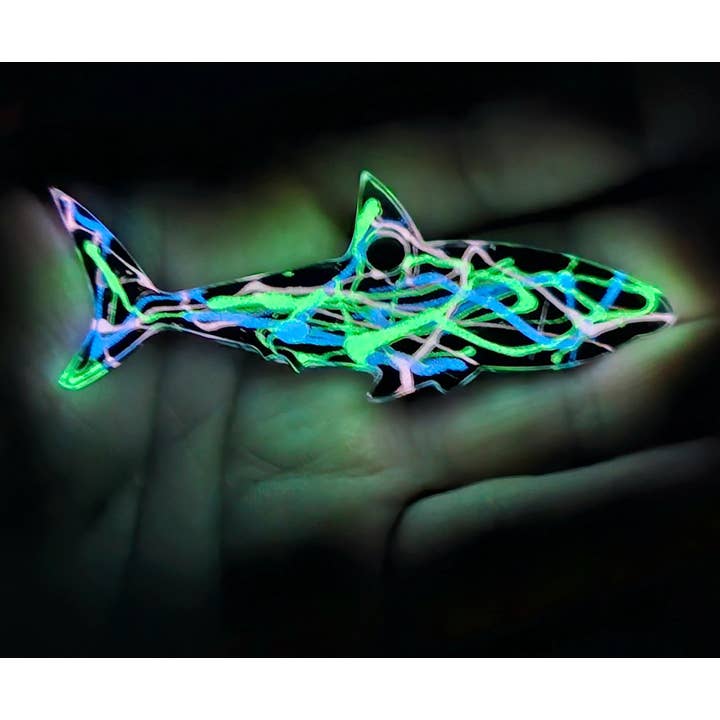 Shark Bitten – Engroshandel Nøglering - Unisex – Glow Splatter Shark nøglering