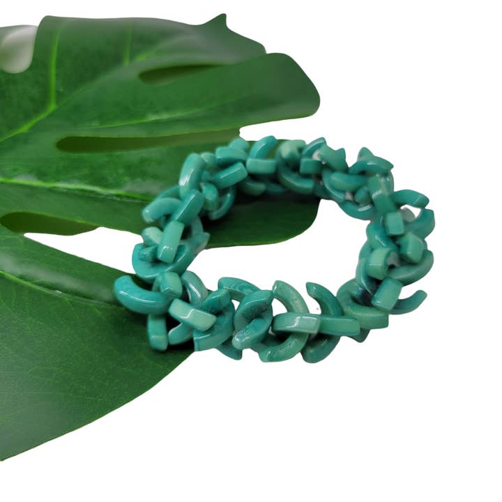 Organic jewelry by Allie – Großhandel Perlenarmband – Elastische Armbänder aus Taguanuss mit Stacheln, Einheitsgröße