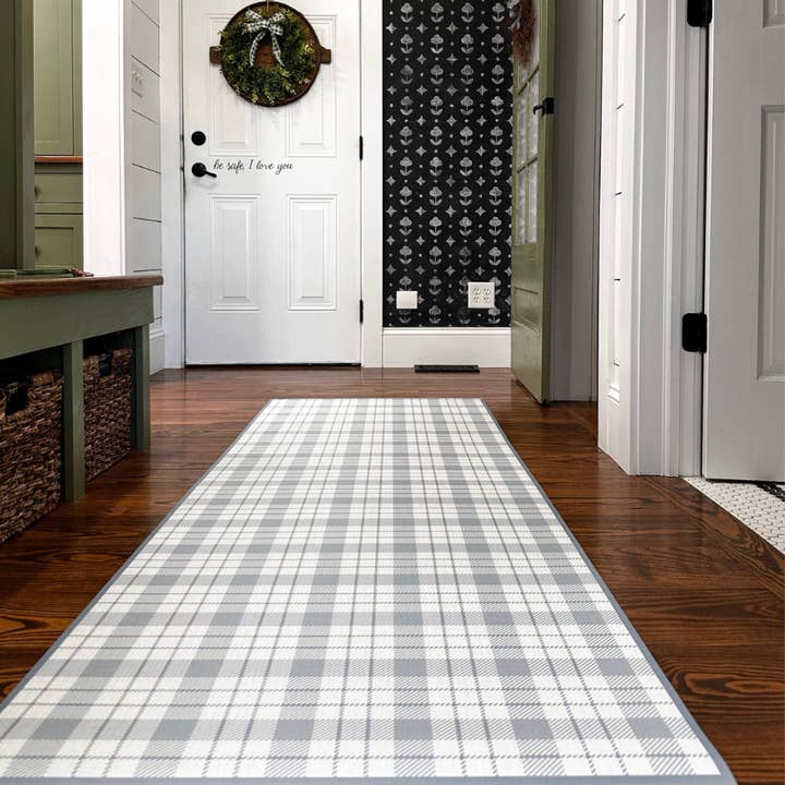 Emily FloorFlat | Dusty Blue - Tapis en vinyle de qualité supérieure pour la vente par Carolina Creekhouse