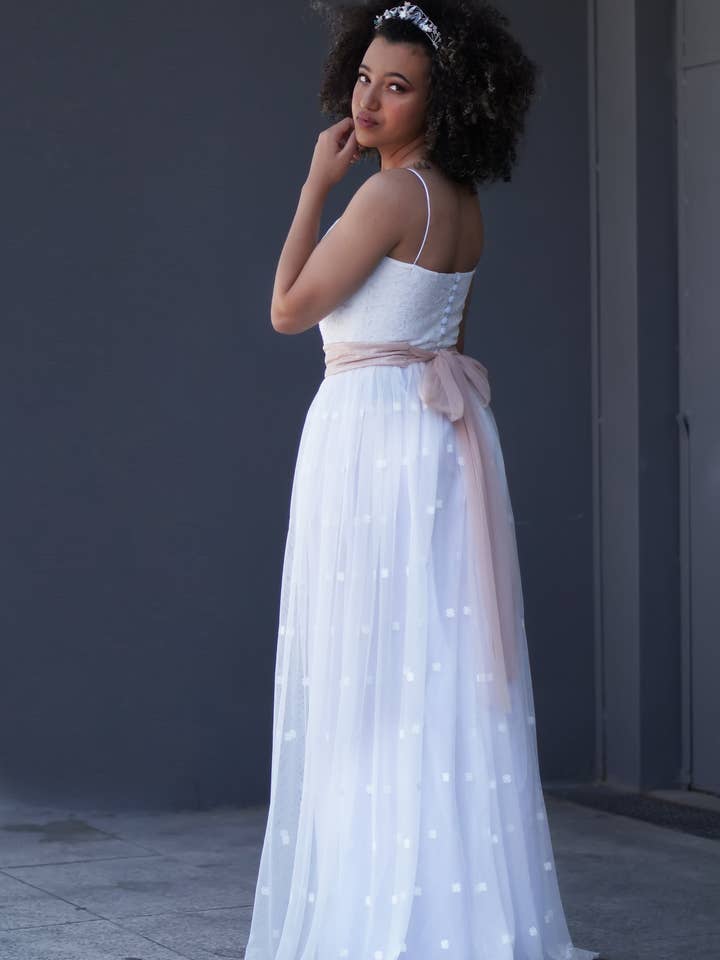 Wedding dress in tulle Lua for wholesale by Valerie moreau