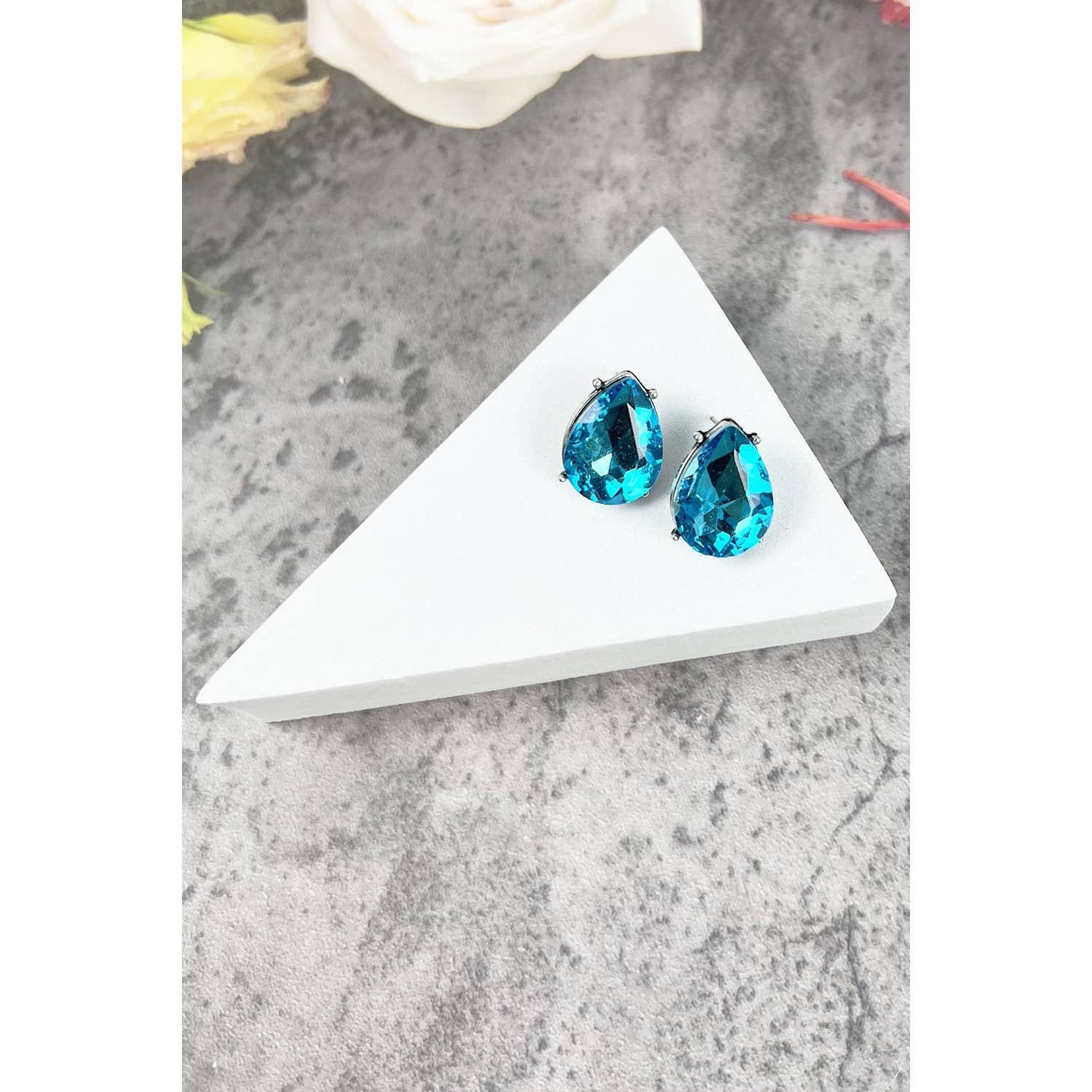JHP Collection - Wholesale Stud/Post Earrings - TEAR DROP CRYSTAL OVAL STUD EARRING6