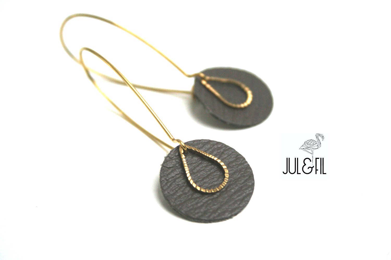 JUL ET FIL - Wholesale Dangle Earrings - Taupe leather earrings, brass striated drop3